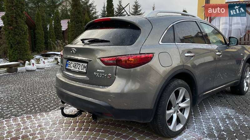 Внедорожник / Кроссовер Infiniti FX 30 2011 в Шептицькому