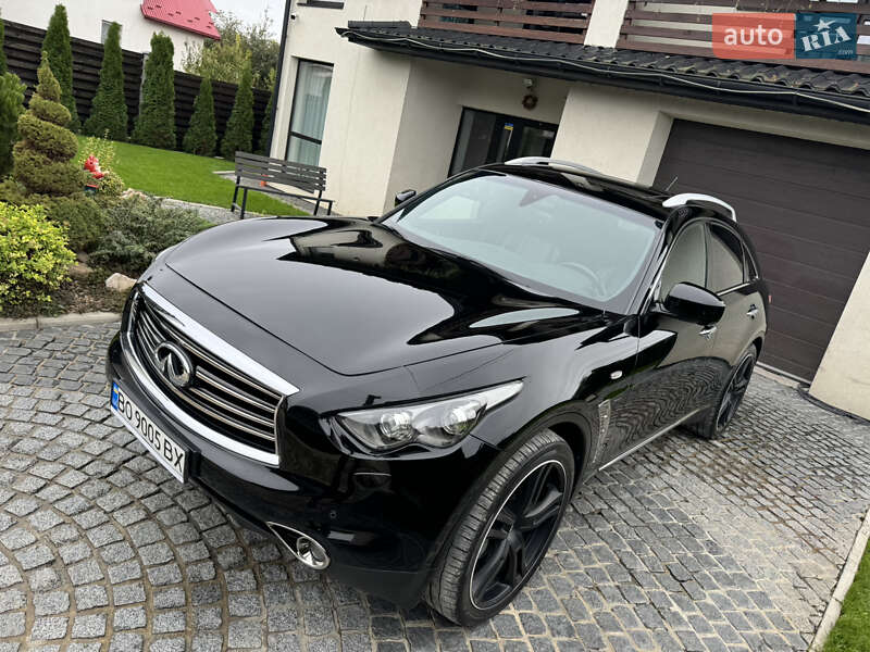 Позашляховик / Кросовер Infiniti FX 30 2012 в Тернополі