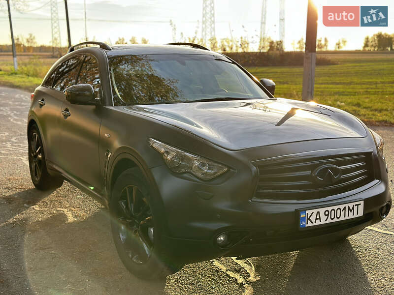 Позашляховик / Кросовер Infiniti FX 30 2012 в Києві