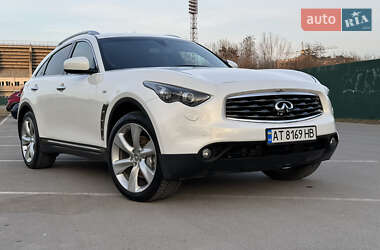 Внедорожник / Кроссовер Infiniti FX 30 2010 в Надворной