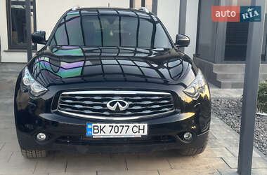 Внедорожник / Кроссовер Infiniti FX 30 2011 в Ровно