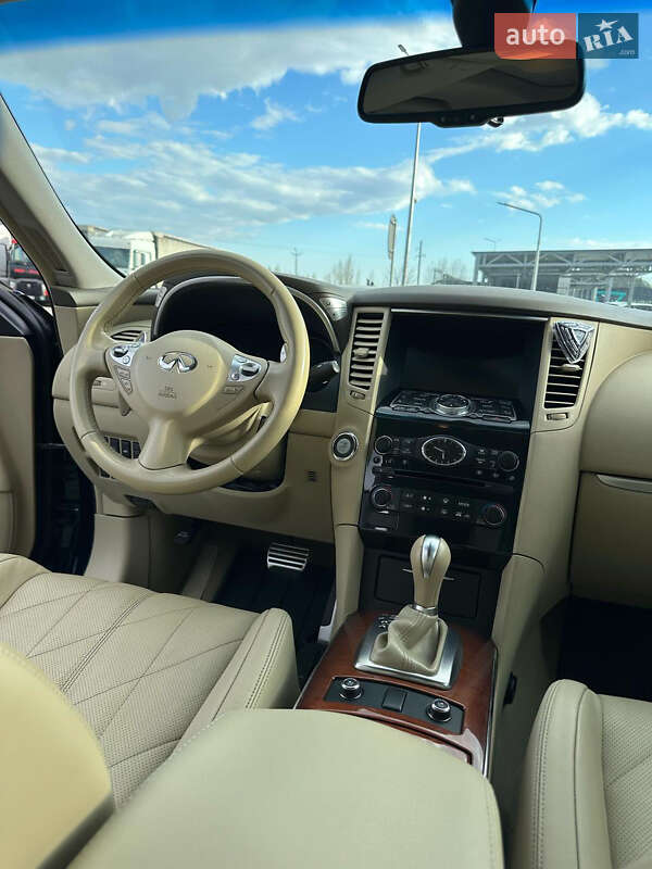 Внедорожник / Кроссовер Infiniti FX 30 2012 в Мукачево