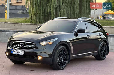 Позашляховик / Кросовер Infiniti FX 30 2011 в 