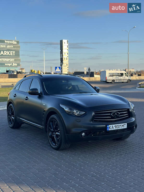 Позашляховик / Кросовер Infiniti FX 30 2012 в Києві