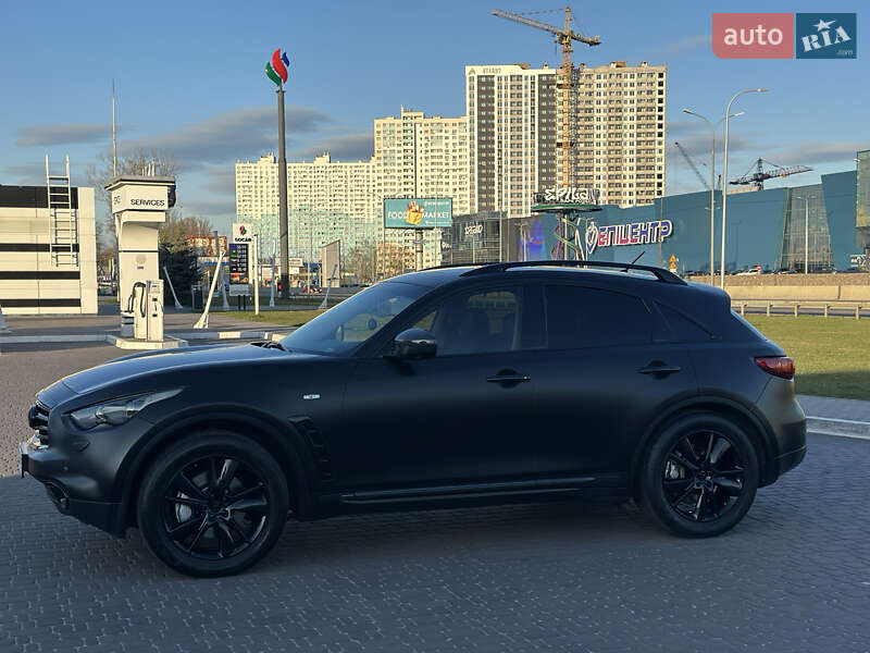 Позашляховик / Кросовер Infiniti FX 30 2012 в Києві