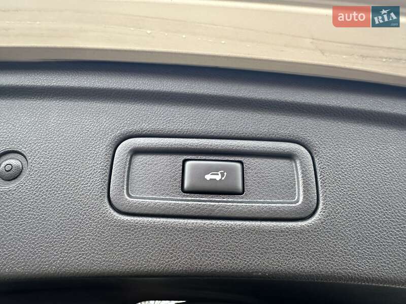 Позашляховик / Кросовер Infiniti FX 30 2013 в Києві