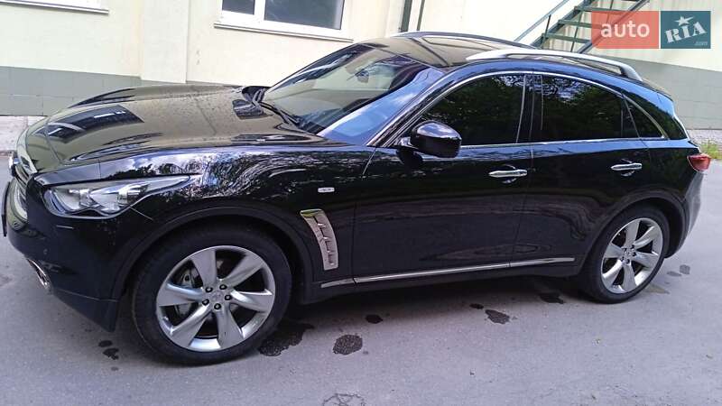 Позашляховик / Кросовер Infiniti FX 30 2012 в Звягелі