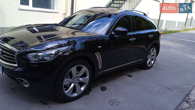 Позашляховик / Кросовер Infiniti FX 30 2012 в Звягелі