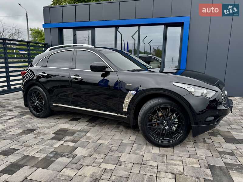 Внедорожник / Кроссовер Infiniti FX 30 2011 в Ровно фото 8 Внедорожник / Кроссовер Infiniti FX 30 2011 в Ровно