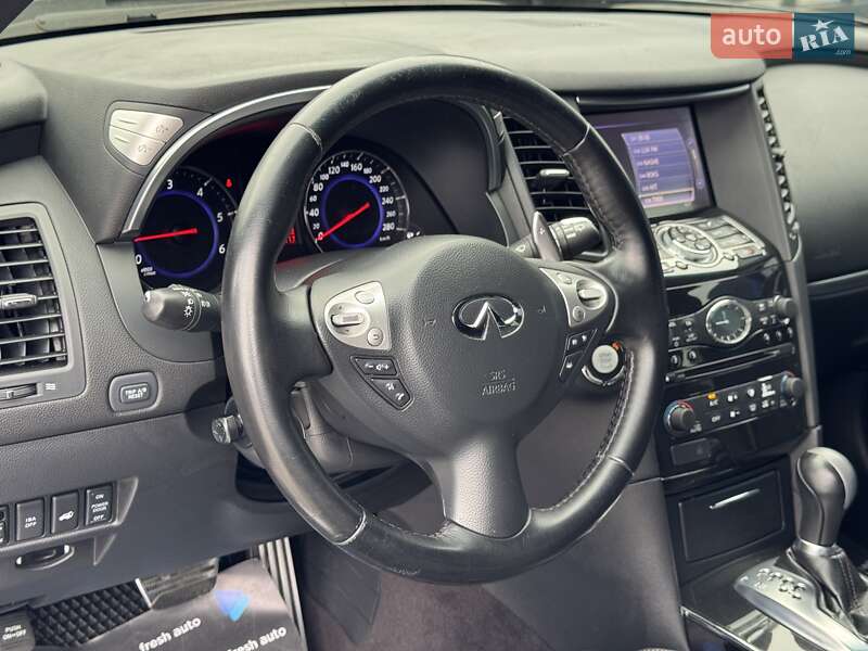Внедорожник / Кроссовер Infiniti FX 30 2011 в Ровно фото 21 Внедорожник / Кроссовер Infiniti FX 30 2011 в Ровно