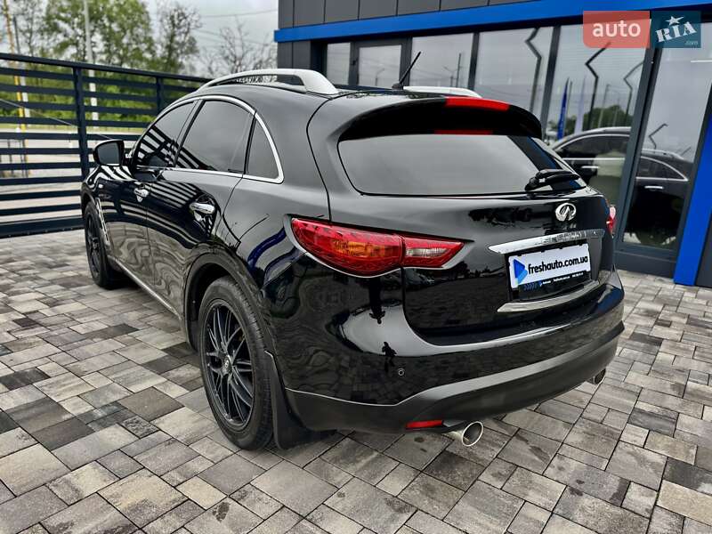 Внедорожник / Кроссовер Infiniti FX 30 2011 в Ровно фото 12 Внедорожник / Кроссовер Infiniti FX 30 2011 в Ровно