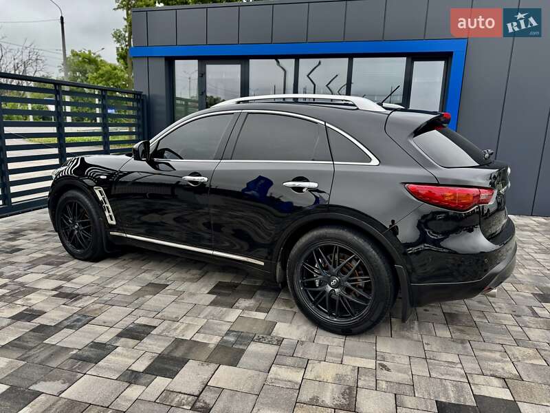 Внедорожник / Кроссовер Infiniti FX 30 2011 в Ровно фото 11 Внедорожник / Кроссовер Infiniti FX 30 2011 в Ровно