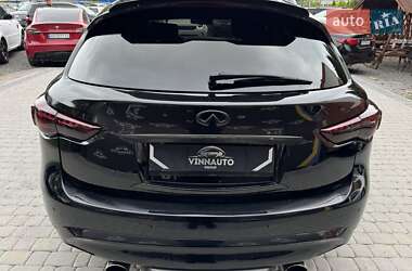 Внедорожник / Кроссовер Infiniti FX 30 2012 в 