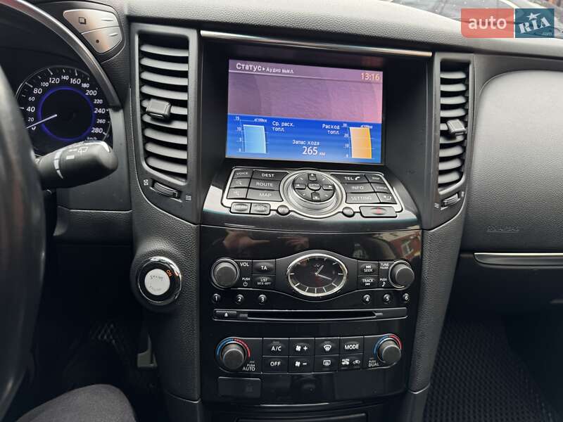 Внедорожник / Кроссовер Infiniti FX 30 2012 в Виннице
