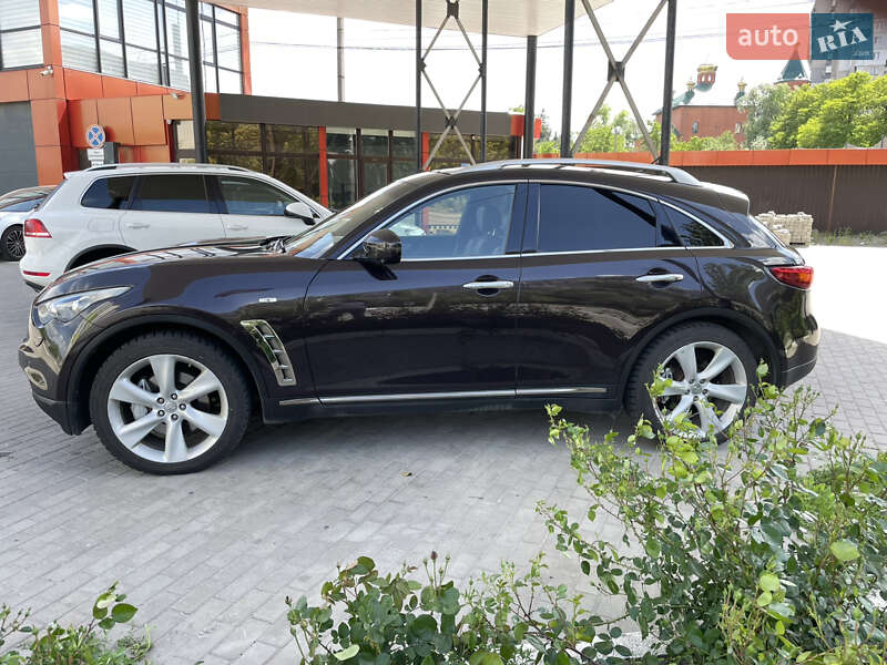 Внедорожник / Кроссовер Infiniti FX 30 2011 в Днепре