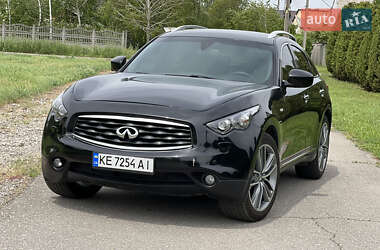 Внедорожник / Кроссовер Infiniti FX 30 2010 в 
