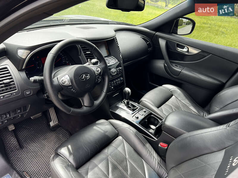Позашляховик / Кросовер Infiniti FX 30 2010 в Дніпрі