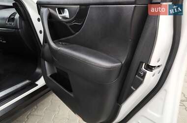 Внедорожник / Кроссовер Infiniti FX 30 2010 в 