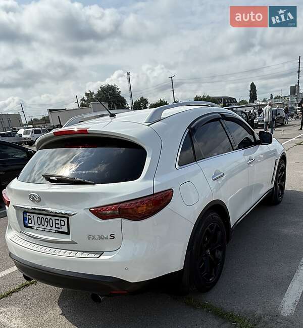 Внедорожник / Кроссовер Infiniti FX 30 2011 в Кременчуге