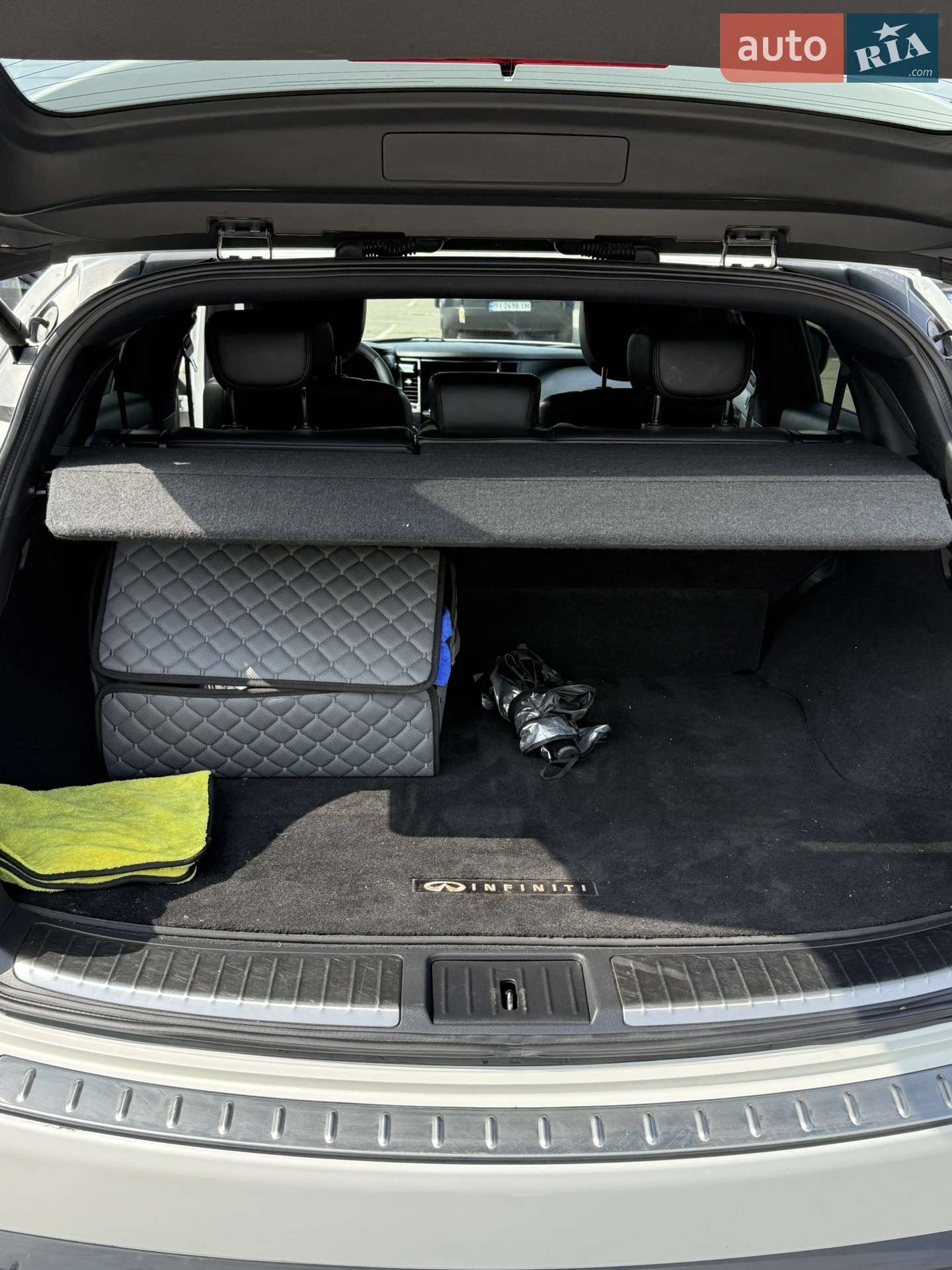 2011 Infiniti FX - мініатюра 17
