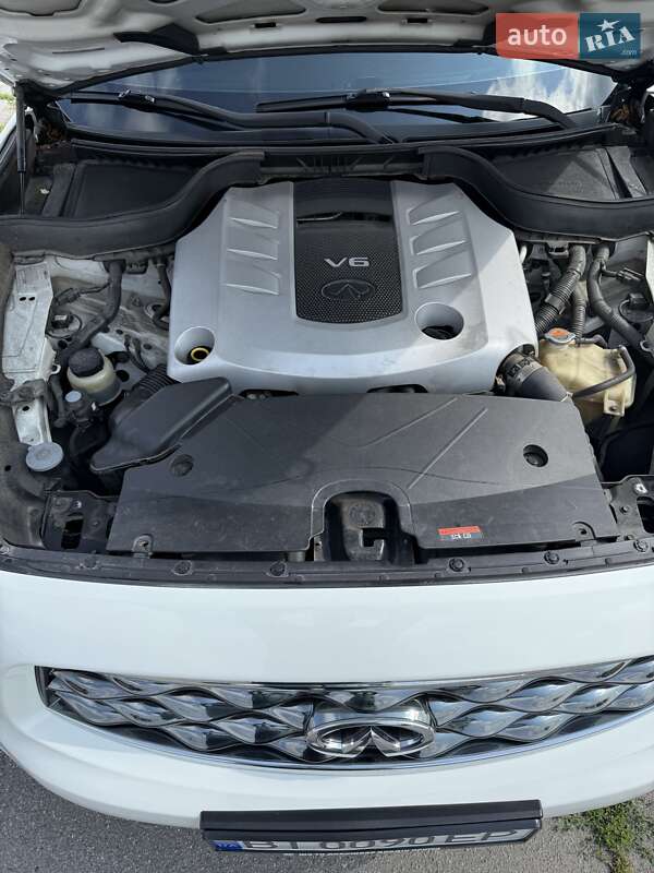 Внедорожник / Кроссовер Infiniti FX 30 2011 в Кременчуге