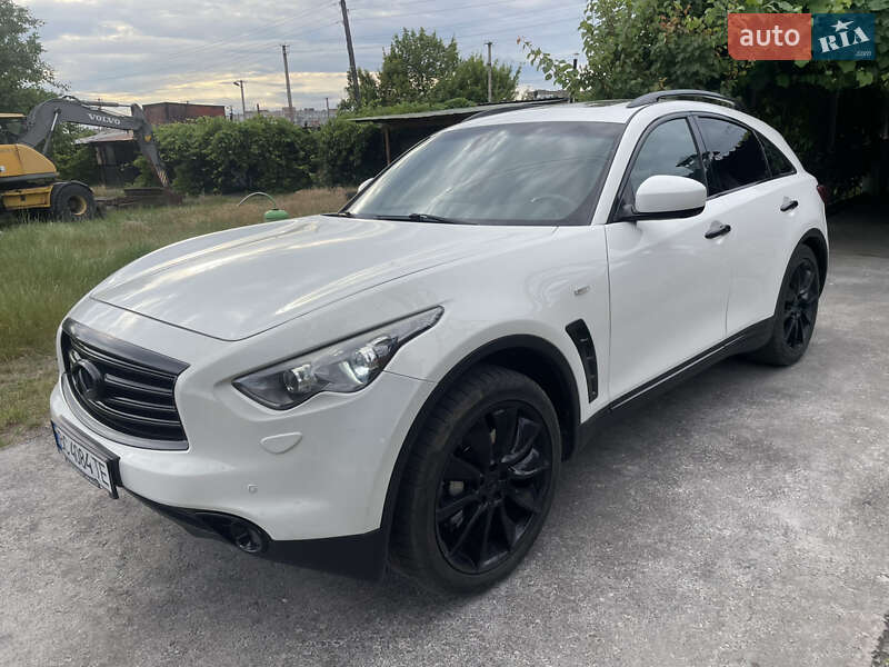 Позашляховик / Кросовер Infiniti FX 30 2012 в Олександрії