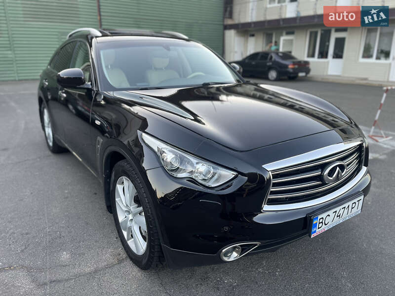 Infiniti FX 30 2012