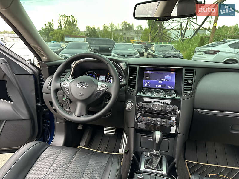 Позашляховик / Кросовер Infiniti FX 30 2012 в Харкові