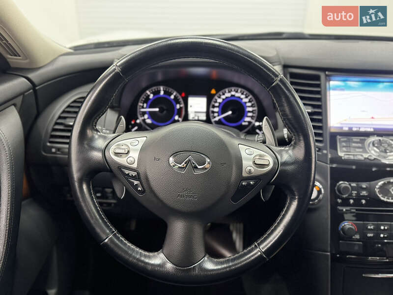 Позашляховик / Кросовер Infiniti FX 30 2013 в Одесі