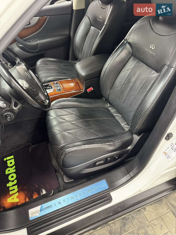 Позашляховик / Кросовер Infiniti FX 30 2013 в Одесі