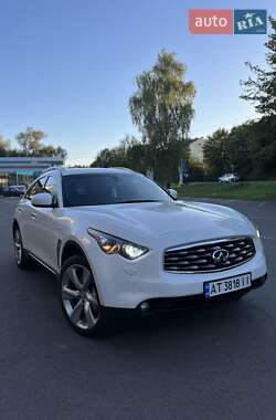 Внедорожник / Кроссовер Infiniti FX 30 2010 в Ивано-Франковске