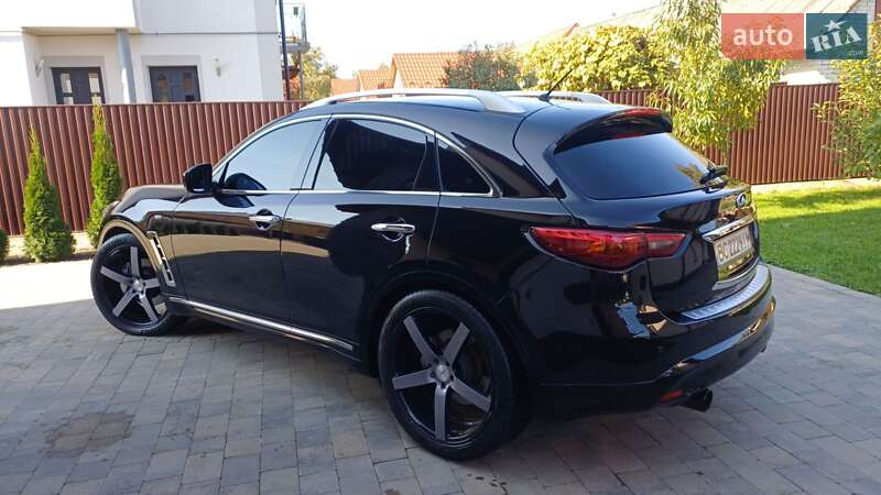 Внедорожник / Кроссовер Infiniti FX 30 2011 в Дрогобыче