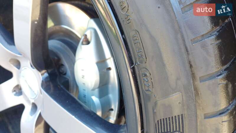 Внедорожник / Кроссовер Infiniti FX 30 2011 в Дрогобыче