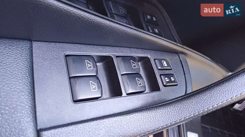 Внедорожник / Кроссовер Infiniti FX 30 2011 в Дрогобыче