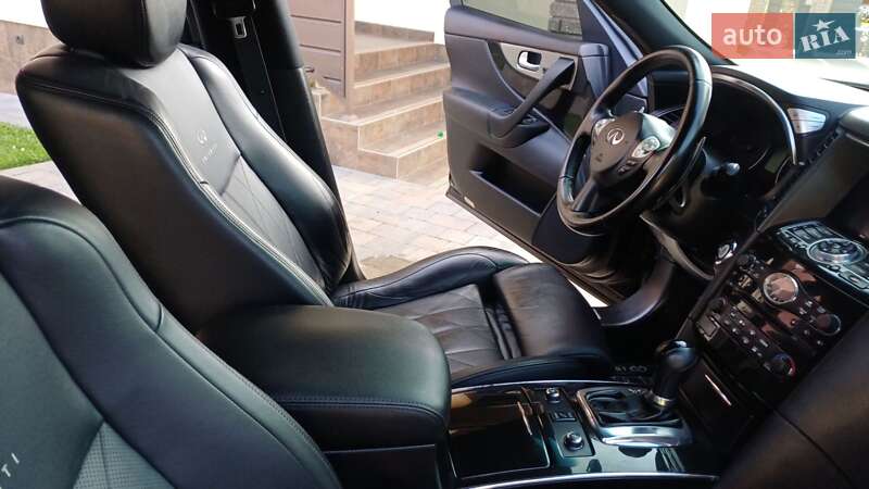 Внедорожник / Кроссовер Infiniti FX 30 2011 в Дрогобыче