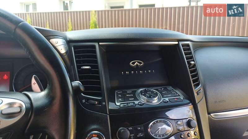 Внедорожник / Кроссовер Infiniti FX 30 2011 в Дрогобыче