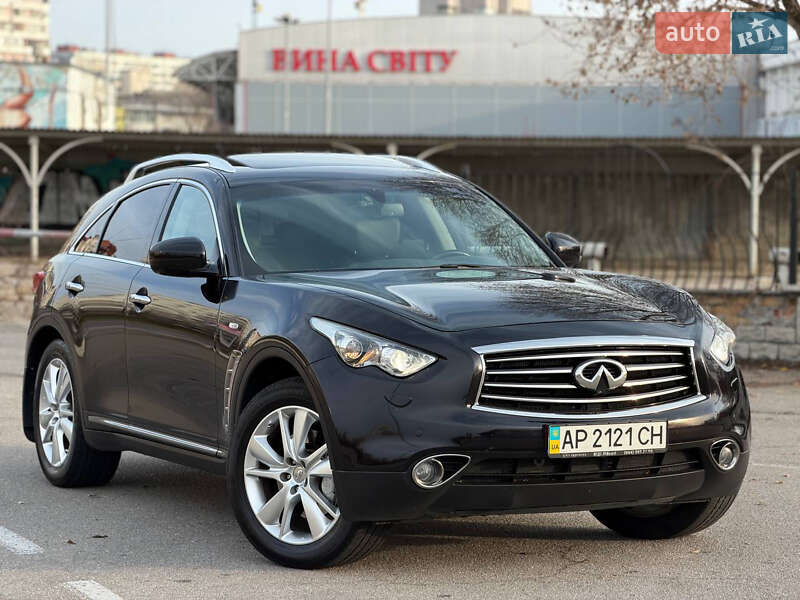 Внедорожник / Кроссовер Infiniti FX 30 2012 в Запорожье