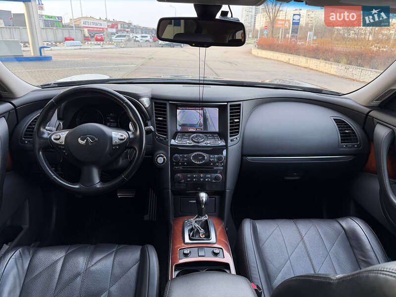 Внедорожник / Кроссовер Infiniti FX 30 2012 в Запорожье