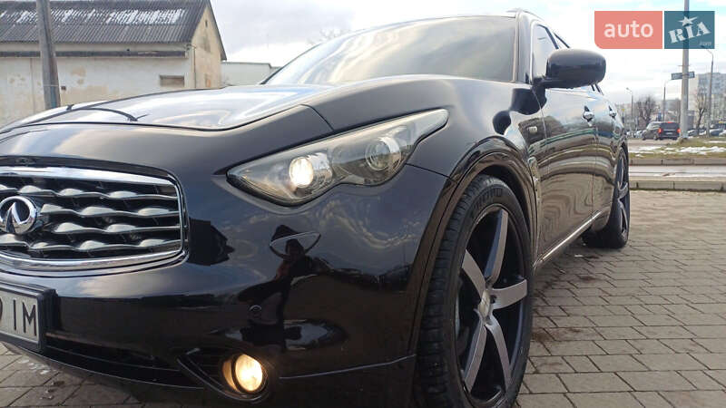 Внедорожник / Кроссовер Infiniti FX 30 2011 в Дрогобыче