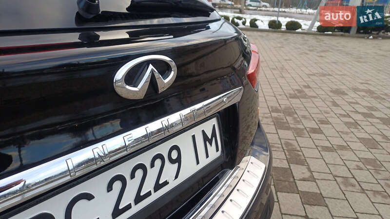 Внедорожник / Кроссовер Infiniti FX 30 2011 в Дрогобыче