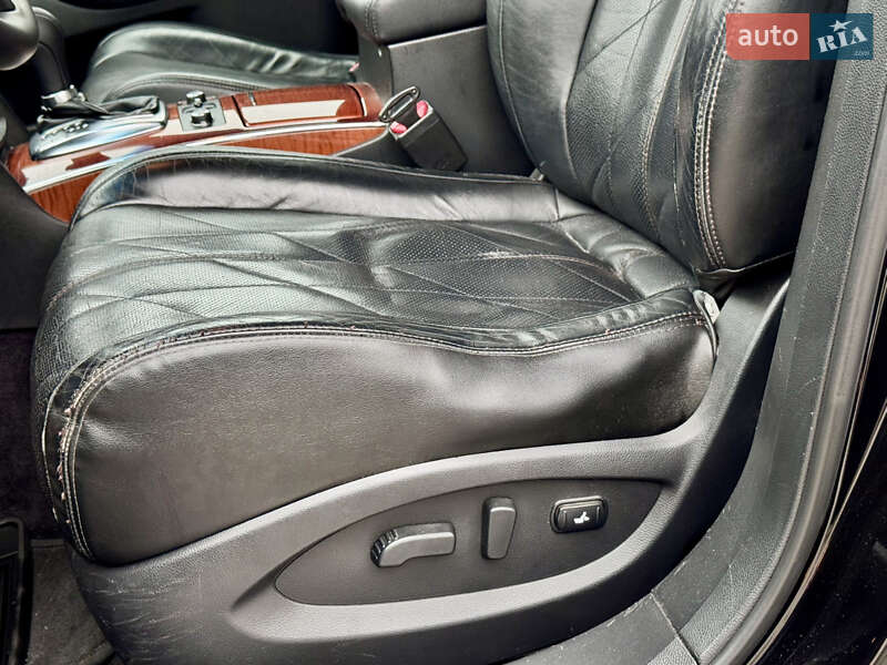 Внедорожник / Кроссовер Infiniti FX 30 2012 в Киеве фото 23 Внедорожник / Кроссовер Infiniti FX 30 2012 в Киеве