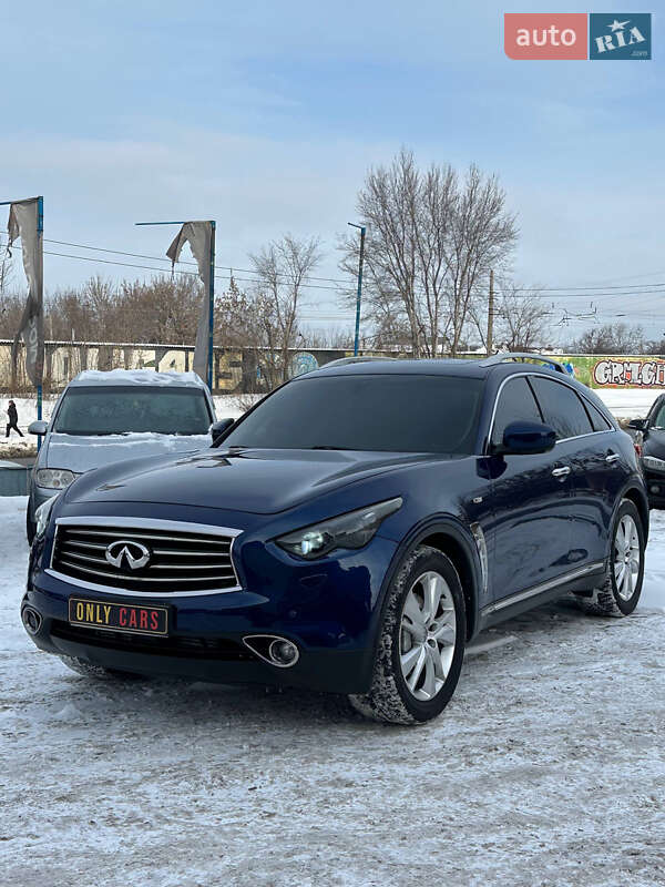 Infiniti FX 30 2012