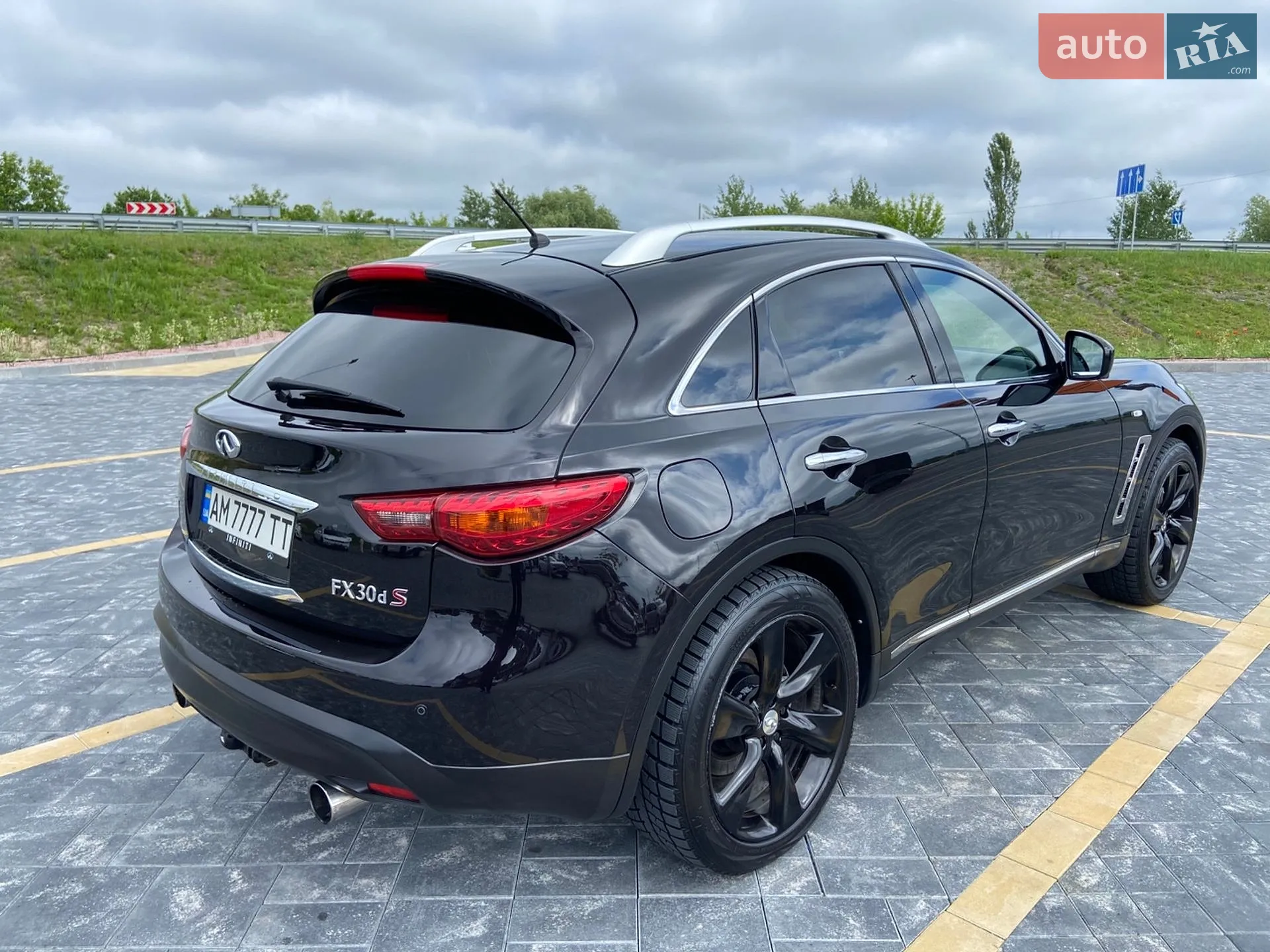 2011 Infiniti FX - мініатюра 17