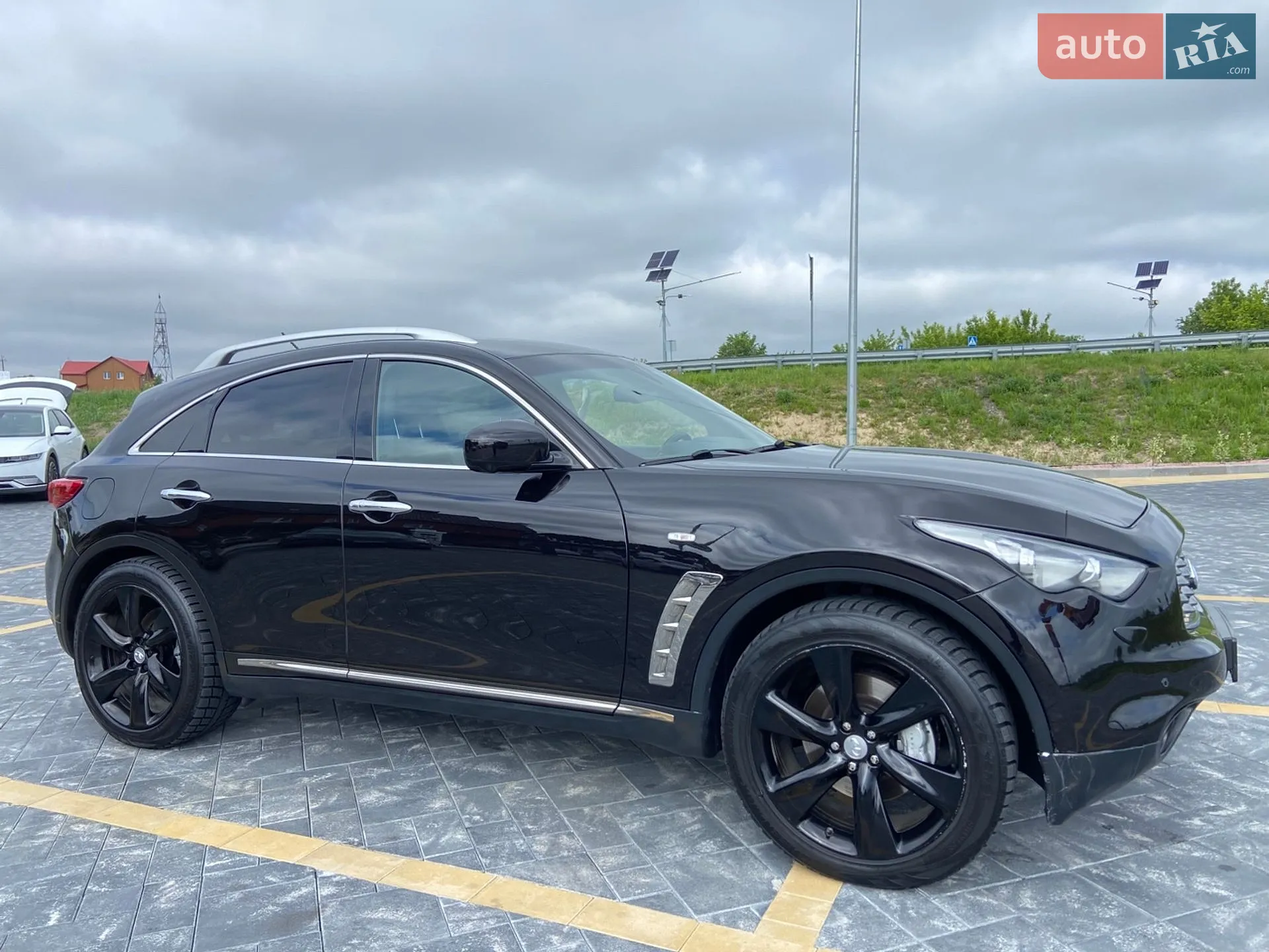 2011 Infiniti FX - мініатюра 21