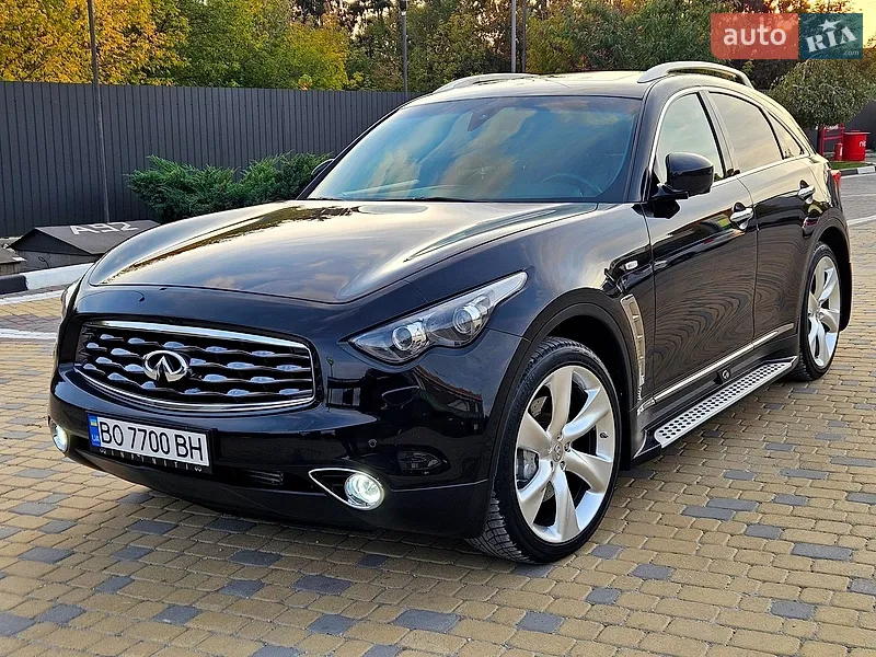 Infiniti FX 30 2011
