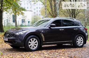 Внедорожник / Кроссовер Infiniti FX 35 2010 в Тернополе