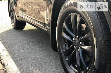 Позашляховик / Кросовер Infiniti FX 35 2008 в 