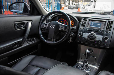 Позашляховик / Кросовер Infiniti FX 35 2007 в 