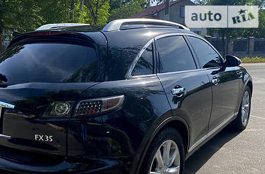 Позашляховик / Кросовер Infiniti FX 35 2007 в 