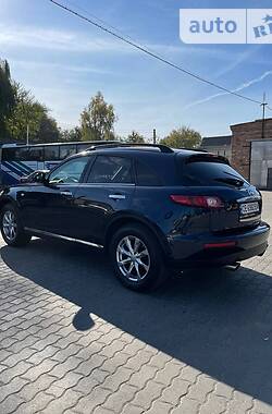 Внедорожник / Кроссовер Infiniti FX 35 2007 в Черновцах